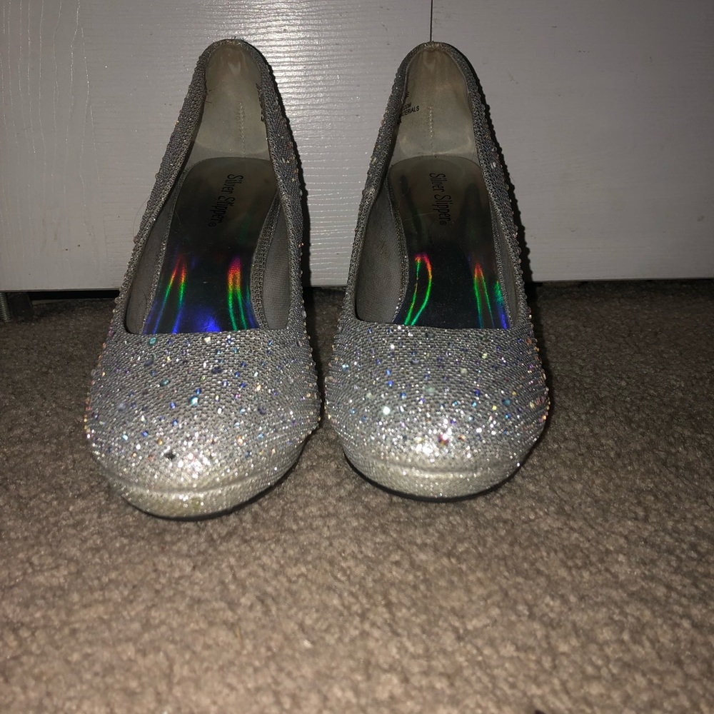 heels - Picture 5 of 5